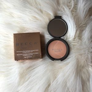 BECCA Shimmering Skin Perfector Poured Crème